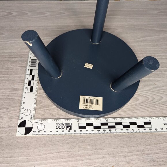 NWOT Wooden Painted Snowman 3 Legged Stool - Picture 10 of 13